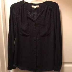Like New Loft navy blue leopard print blouse